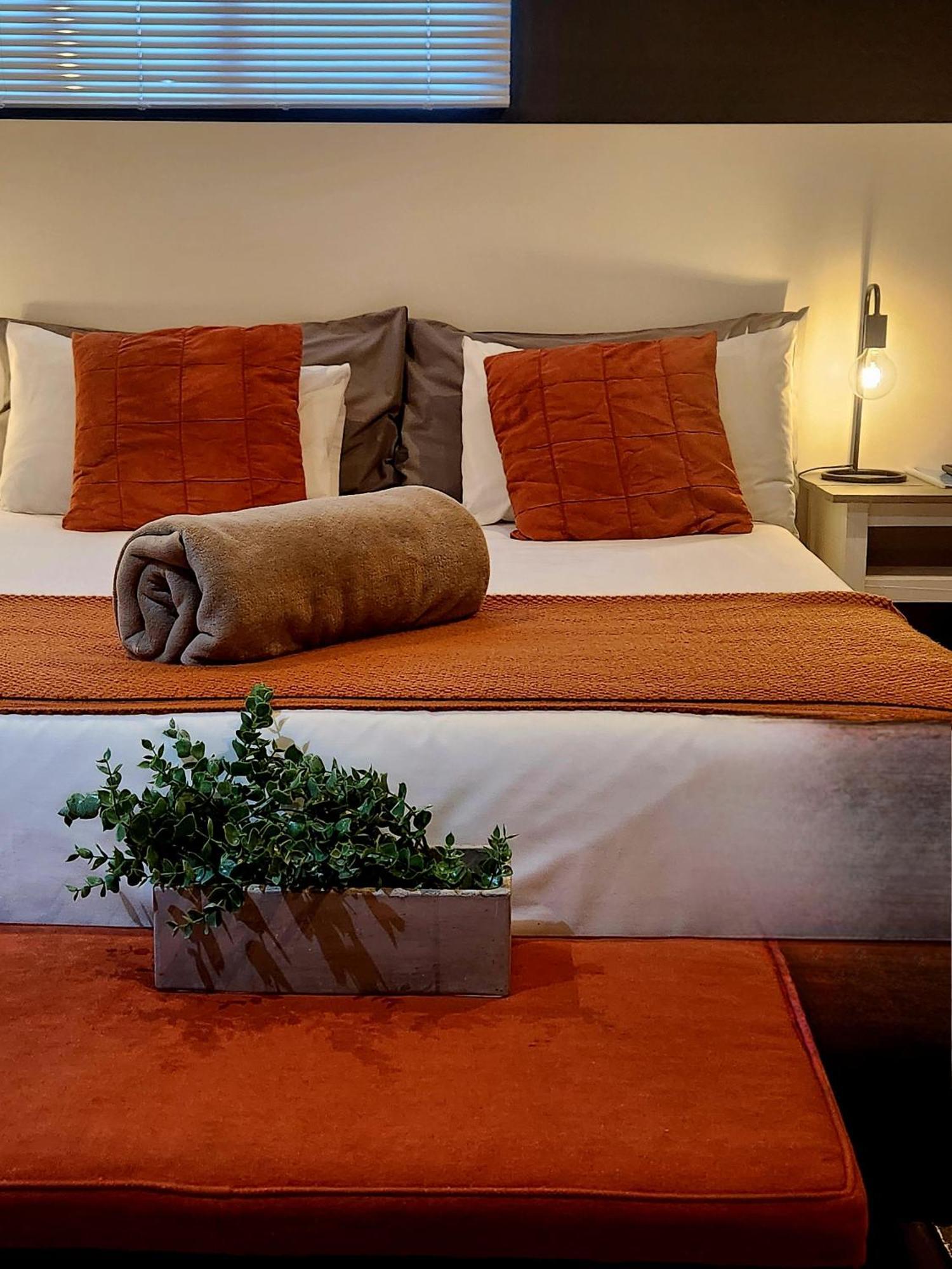 The Lantern Guesthouse Bloemfontein Exterior foto