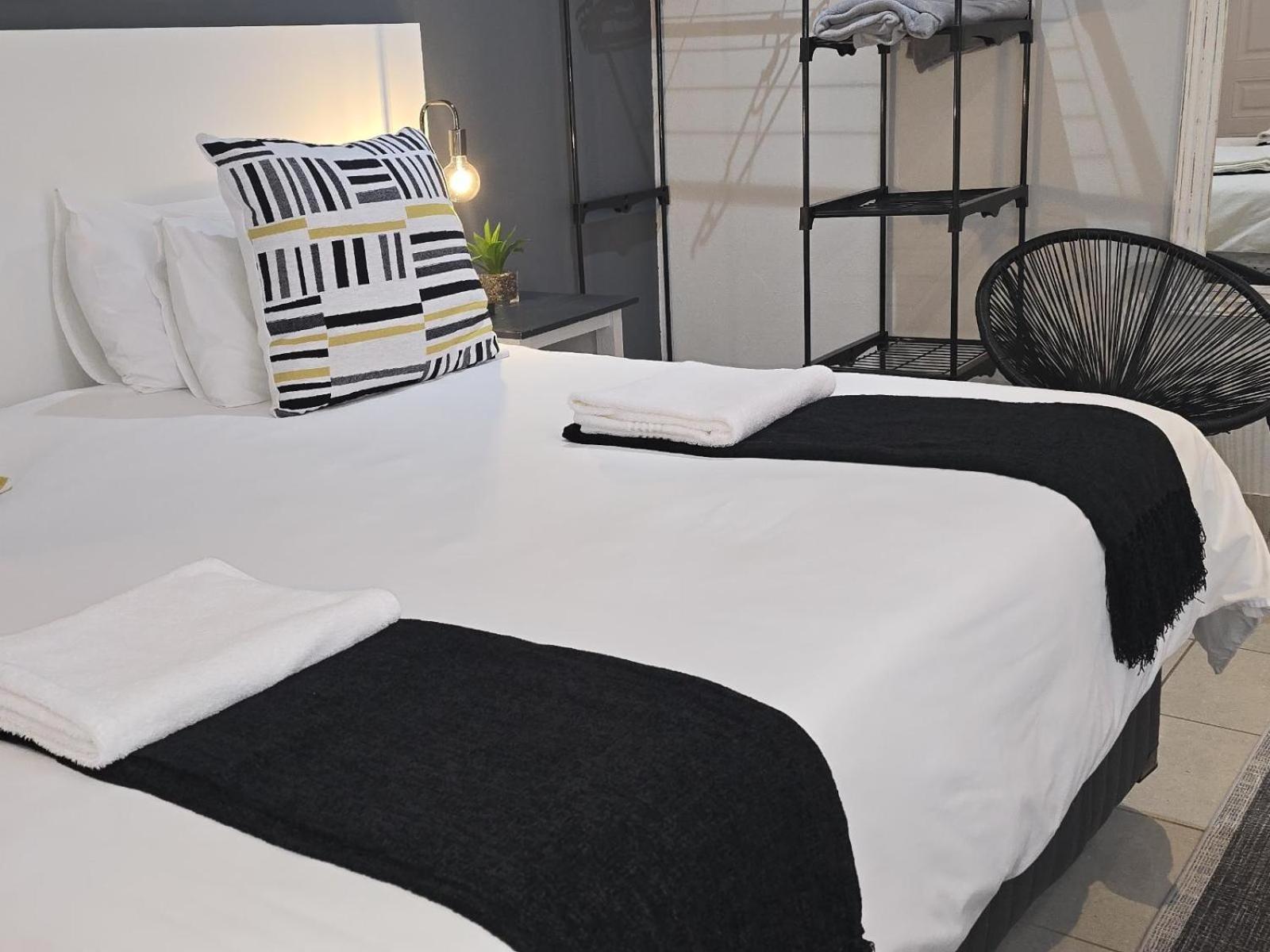 The Lantern Guesthouse Bloemfontein Habitación foto